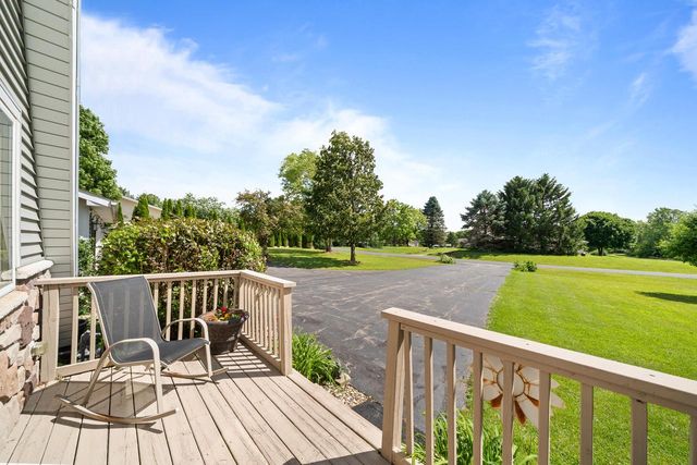 W6093 Mariner Hills TRAIL, Elkhorn, WI 53121