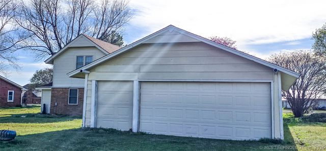 115803 S 4197 Road, Checotah, OK 74426