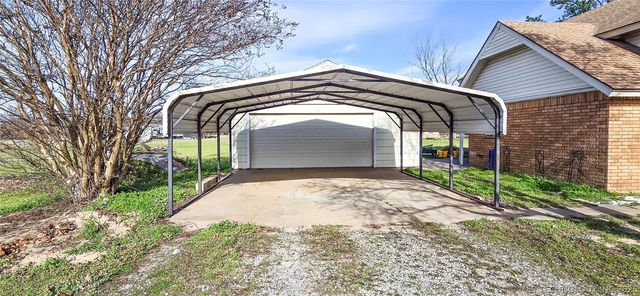 115803 S 4197 Road, Checotah, OK 74426