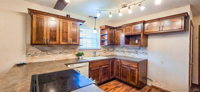 115803 S 4197 Road, Checotah, OK 74426