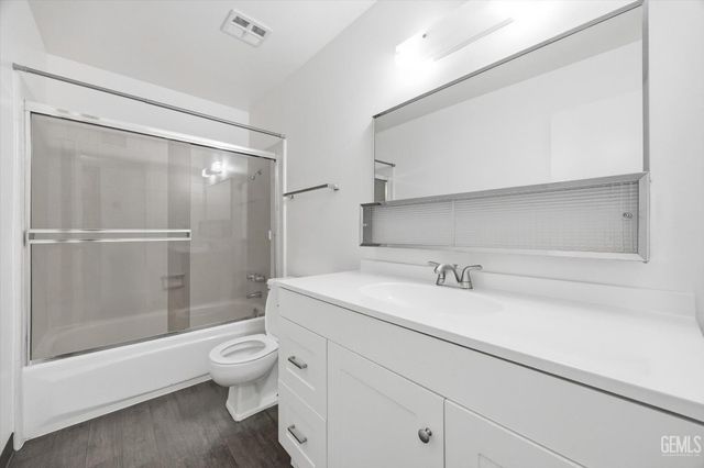 3333 El Encanto Court 19, Bakersfield, CA 93301