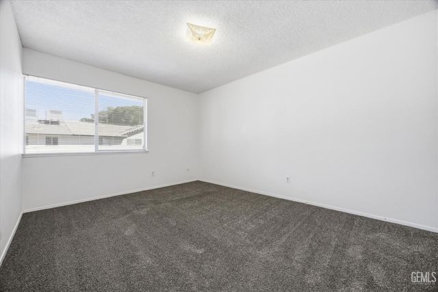 3333 El Encanto Court 19, Bakersfield, CA 93301