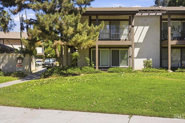 3333 El Encanto Court 19, Bakersfield, CA 93301