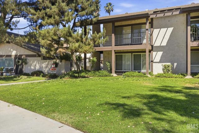 3333 El Encanto Court 19, Bakersfield, CA 93301