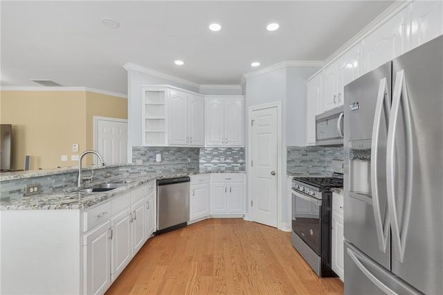 3315 Wellbrook Drive, Loganville, GA 30052