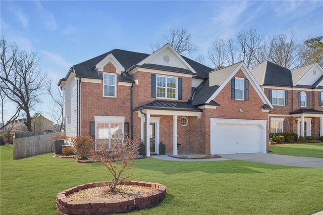 3315 Wellbrook Drive, Loganville, GA 30052