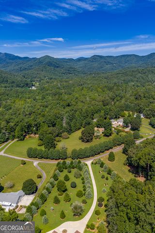 198 Stonecreek Drive, Franklin, NC 28734