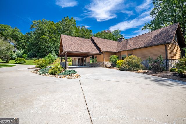 198 Stonecreek Drive, Franklin, NC 28734