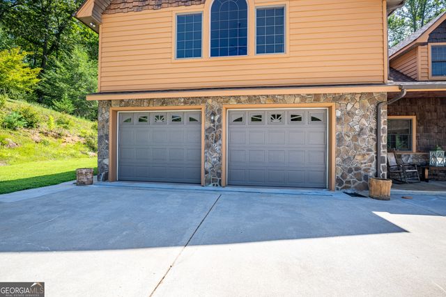 198 Stonecreek Drive, Franklin, NC 28734