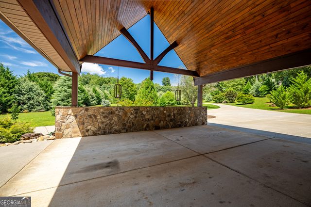 198 Stonecreek Drive, Franklin, NC 28734