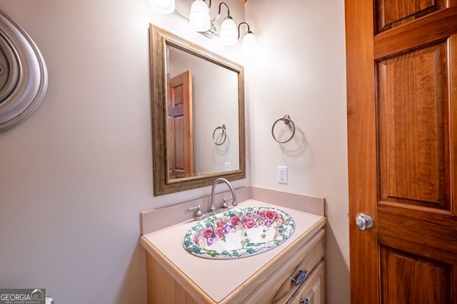 198 Stonecreek Drive, Franklin, NC 28734