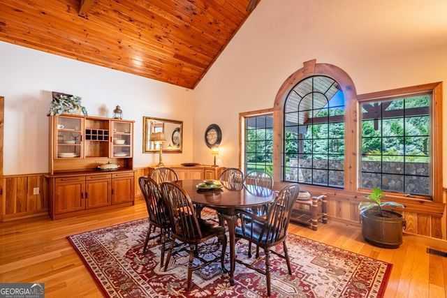 198 Stonecreek Drive, Franklin, NC 28734