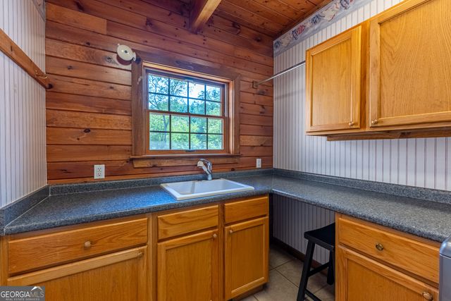 198 Stonecreek Drive, Franklin, NC 28734