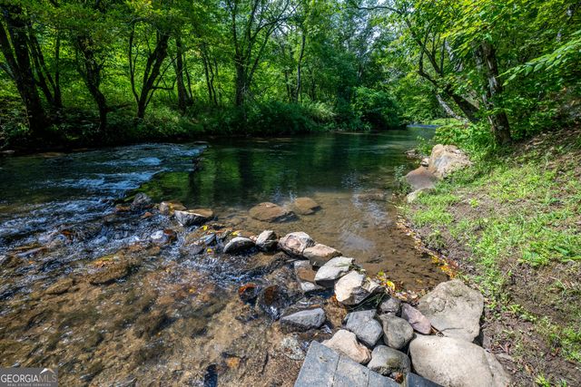 198 Stonecreek Drive, Franklin, NC 28734