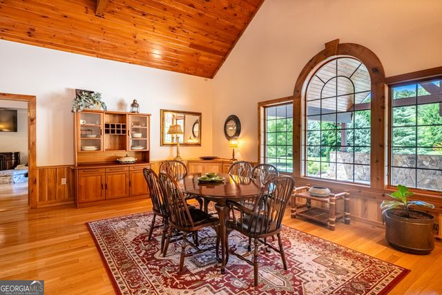 198 Stonecreek Drive, Franklin, NC 28734