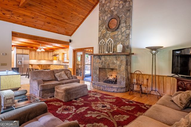 198 Stonecreek Drive, Franklin, NC 28734