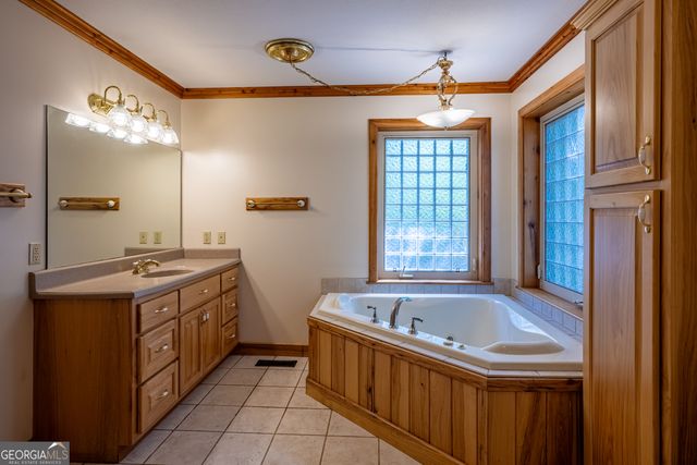 198 Stonecreek Drive, Franklin, NC 28734