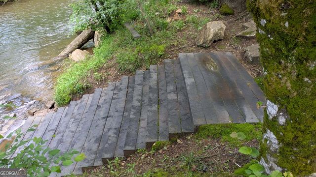 198 Stonecreek Drive, Franklin, NC 28734