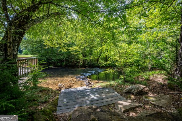 198 Stonecreek Drive, Franklin, NC 28734