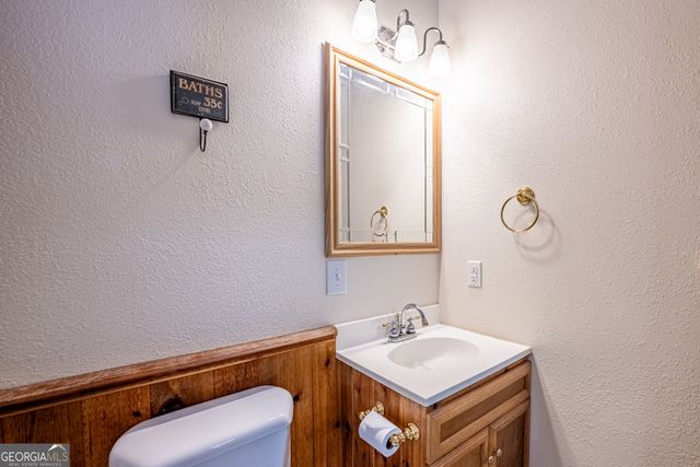 198 Stonecreek Drive, Franklin, NC 28734