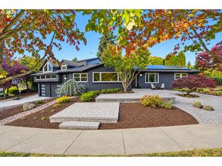 2250 Sw BURBANK Ave, Portland, OR 97225