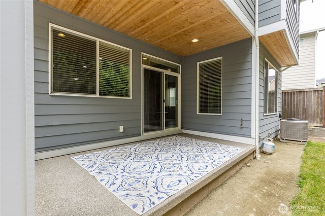 29324 122nd Place SE, Auburn, WA 98092