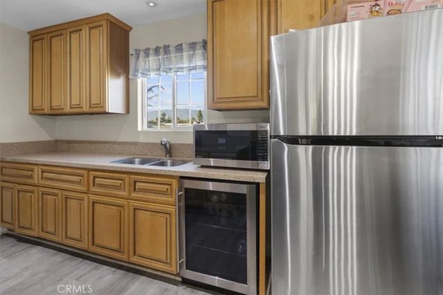 1386 E 6th, Ontario, CA 91764