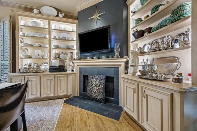 2906 Mid Lane, Houston, TX 77027