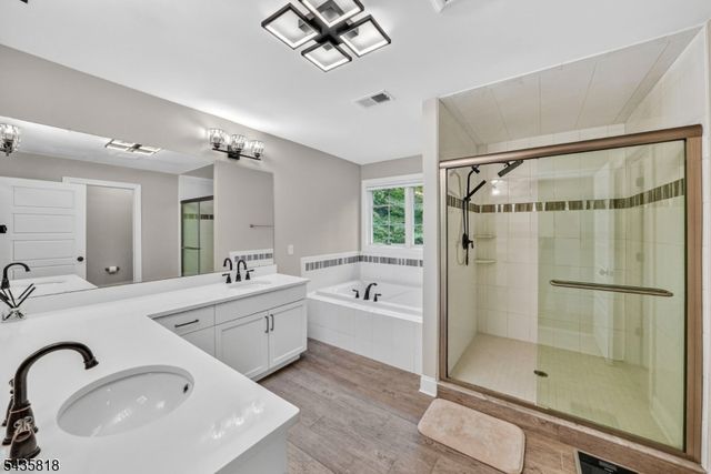 74 Haggerty Dr, West Orange Twp., NJ 07052