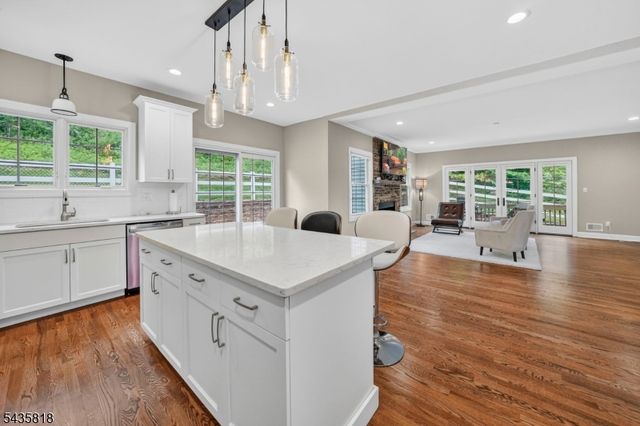 74 Haggerty Dr, West Orange Twp., NJ 07052