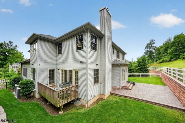 74 Haggerty Dr, West Orange Twp., NJ 07052