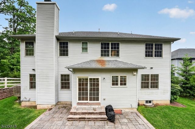 74 Haggerty Dr, West Orange Twp., NJ 07052
