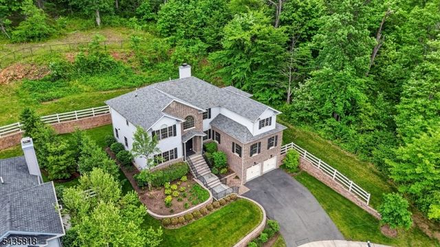 74 Haggerty Dr, West Orange Twp., NJ 07052