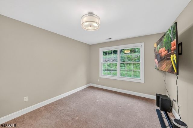 74 Haggerty Dr, West Orange Twp., NJ 07052