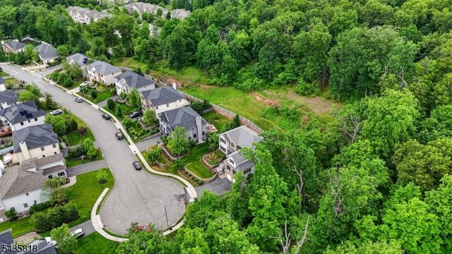 74 Haggerty Dr, West Orange Twp., NJ 07052