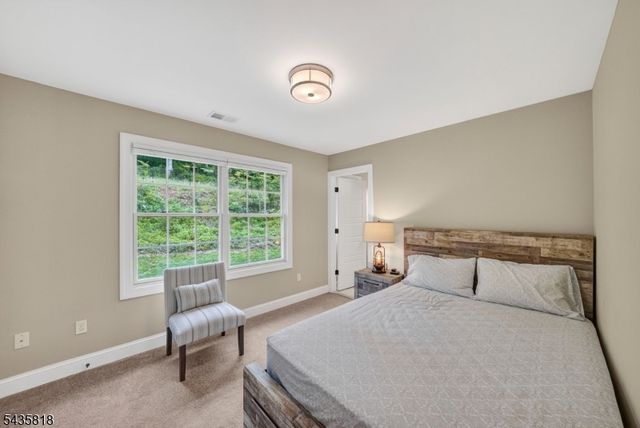 74 Haggerty Dr, West Orange Twp., NJ 07052