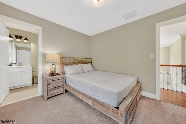 74 Haggerty Dr, West Orange Twp., NJ 07052