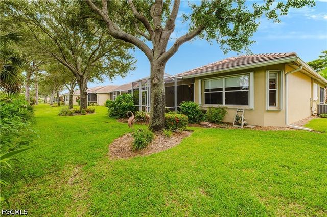 4716 Fairloop RUN, Lehigh Acres, FL 33973