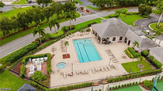 4716 Fairloop RUN, Lehigh Acres, FL 33973
