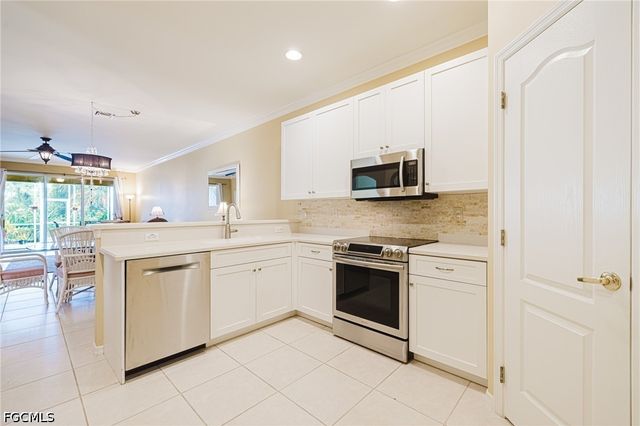 4716 Fairloop RUN, Lehigh Acres, FL 33973