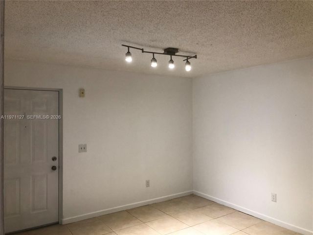 8260 SW 210th St 210, Cutler Bay, FL 33189