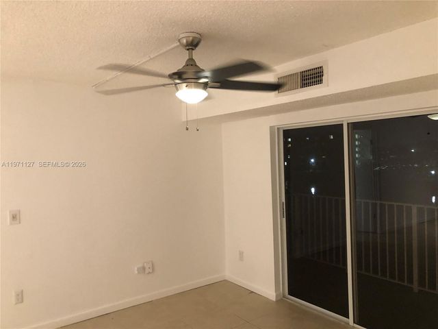 8260 SW 210th St 210, Cutler Bay, FL 33189