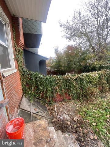 255 S FARRAGUT ST, Philadelphia, PA 19139