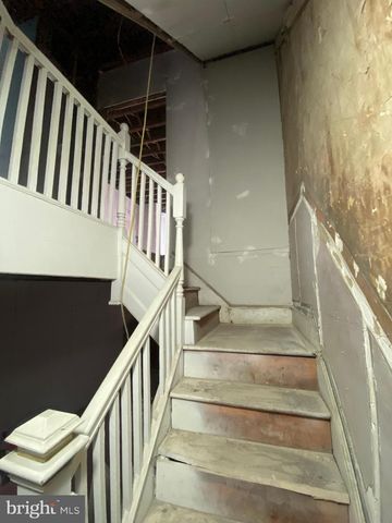 255 S FARRAGUT ST, Philadelphia, PA 19139