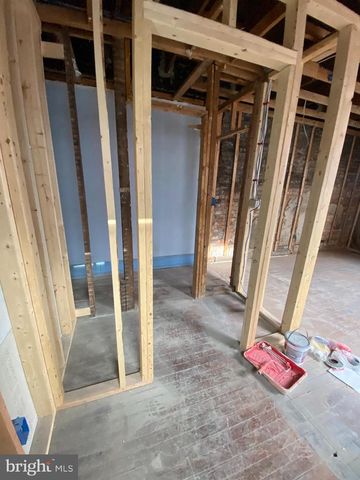 255 S FARRAGUT ST, Philadelphia, PA 19139