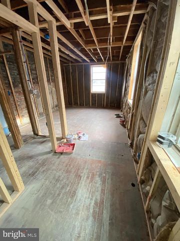 255 S FARRAGUT ST, Philadelphia, PA 19139