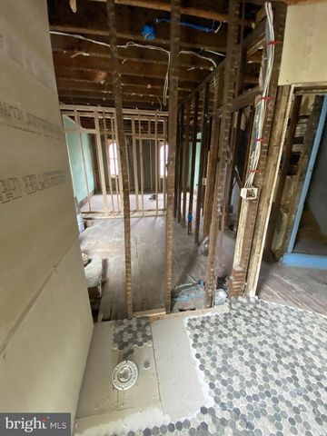 255 S FARRAGUT ST, Philadelphia, PA 19139