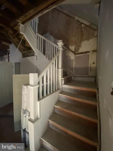 255 S FARRAGUT ST, Philadelphia, PA 19139