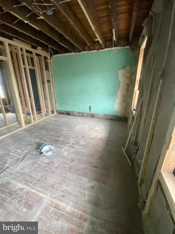 255 S FARRAGUT ST, Philadelphia, PA 19139