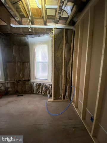 255 S FARRAGUT ST, Philadelphia, PA 19139